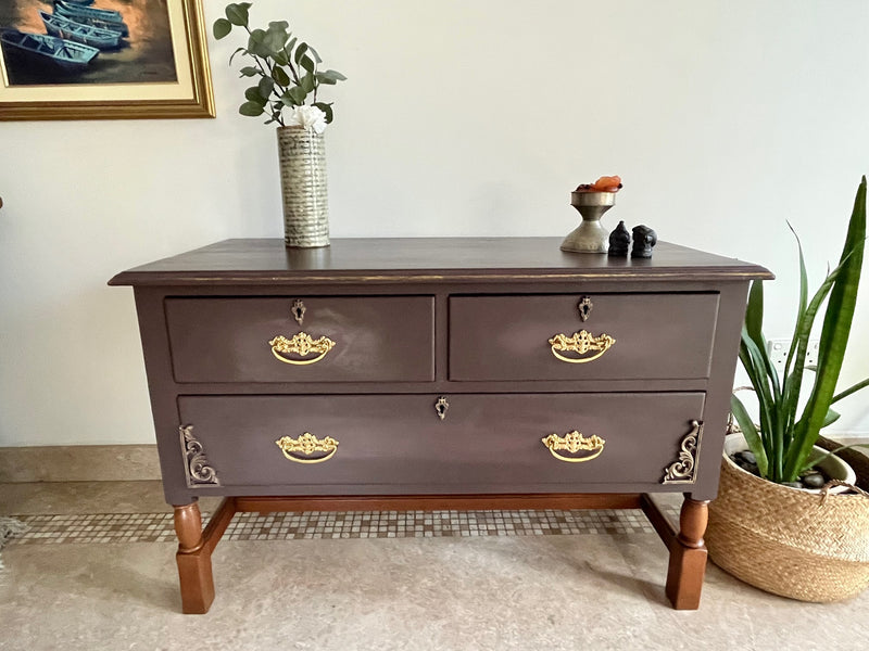 Vintage Style Sideboard / Chest of Drawers