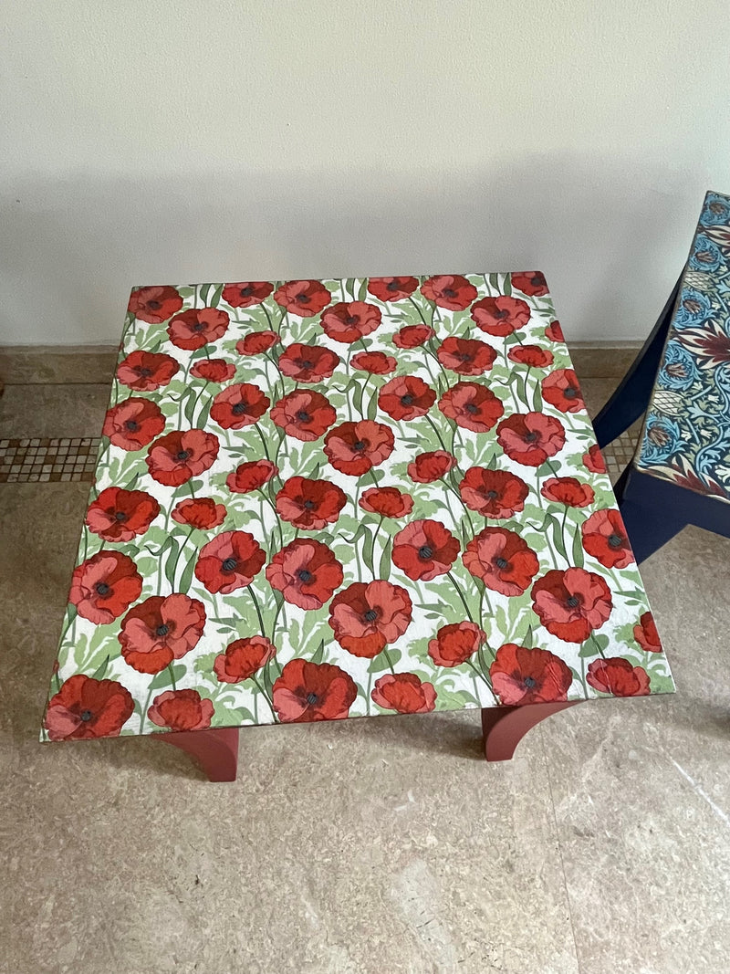 Square side table with decorative top "Splash of Colours"